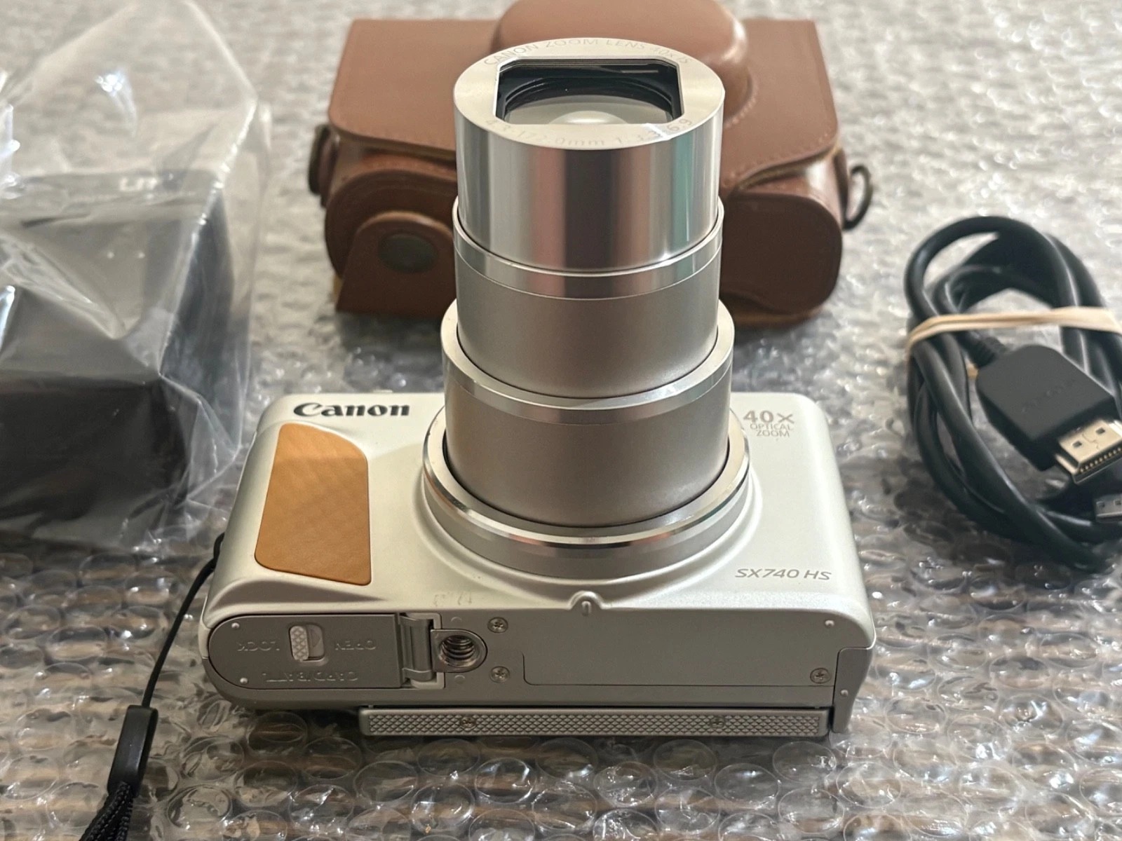 Canon PowerShot SX740 HS 20.3 4K Compact Digital Camera w/ Case,Charger,Nice thumbnail 16