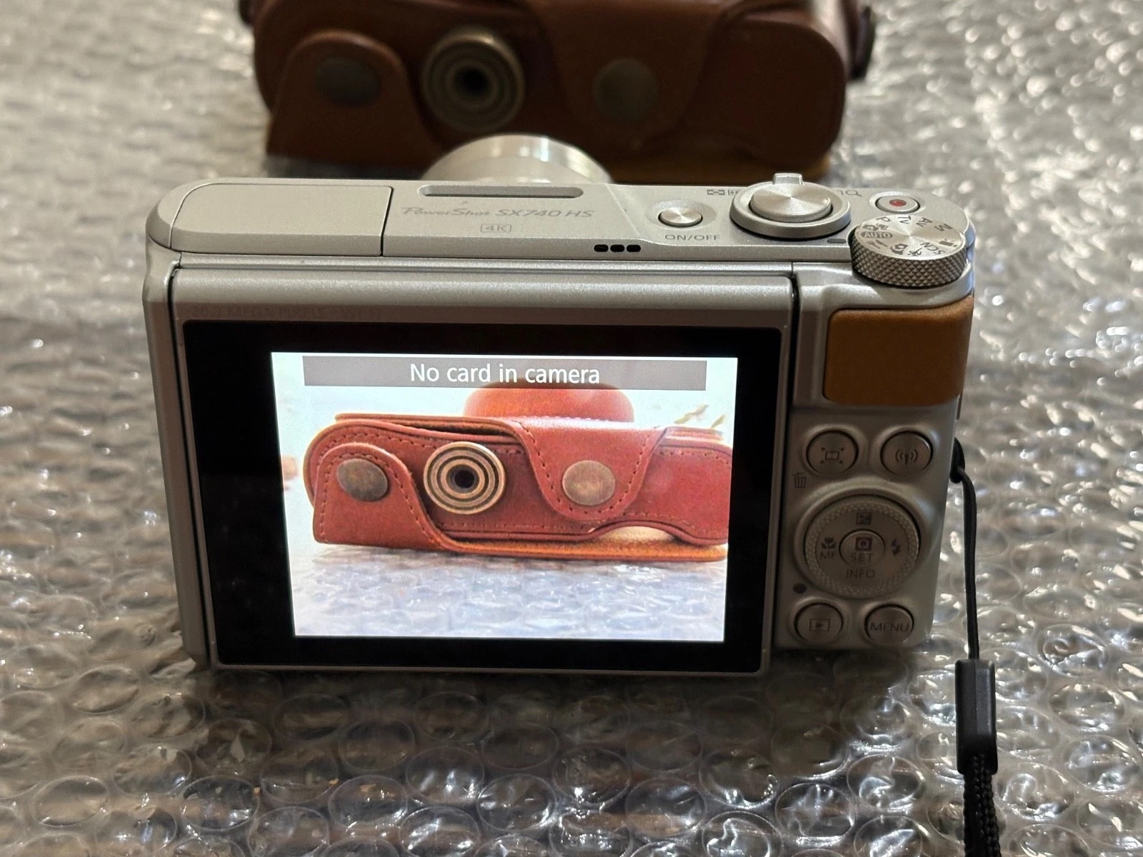 Canon PowerShot SX740 HS 20.3 4K Compact Digital Camera w/ Case,Charger,Nice thumbnail 4