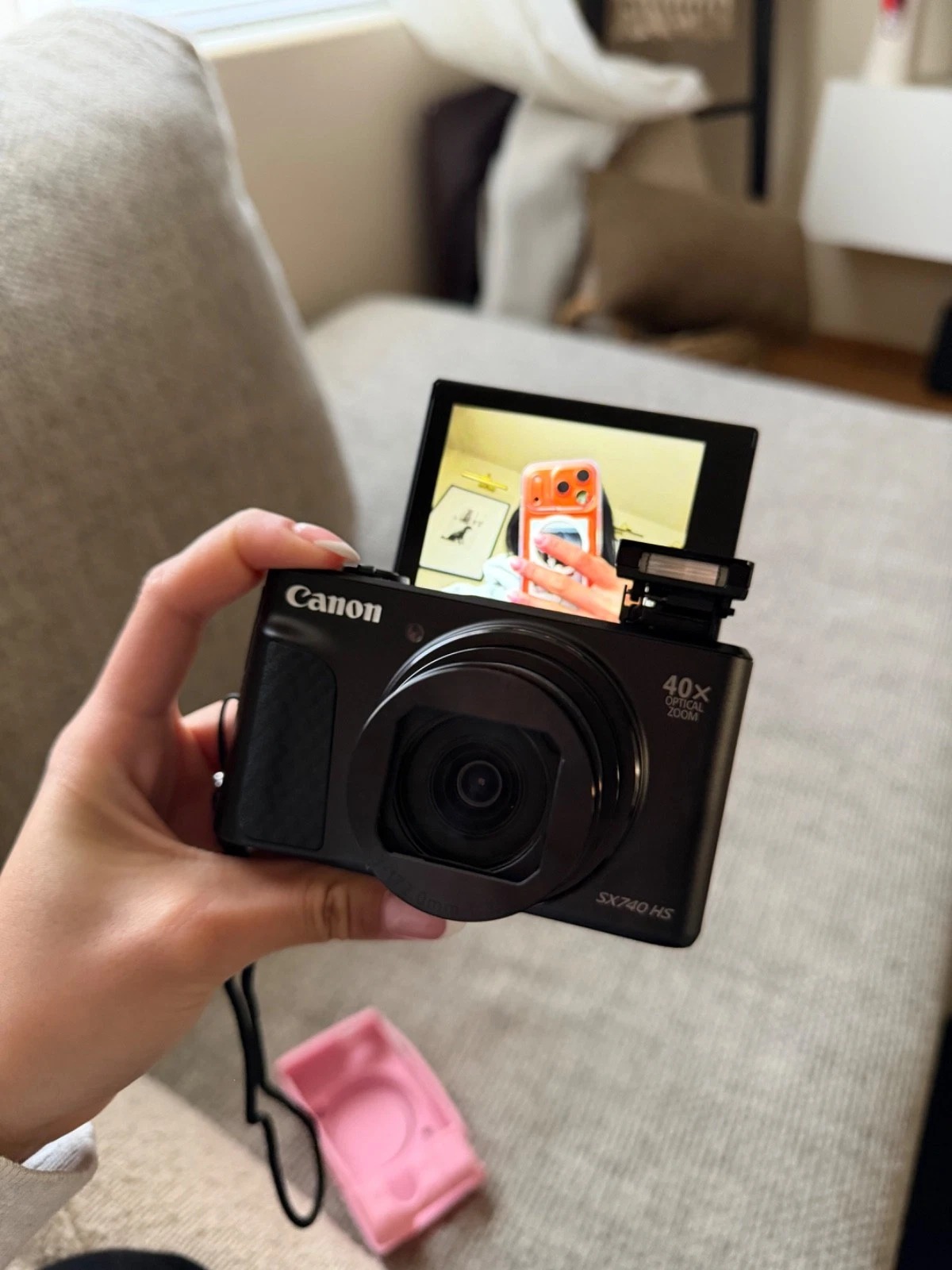 Canon PowerShot SX740 HS – 20.3 Megapixel Camera (Black) thumbnail 4