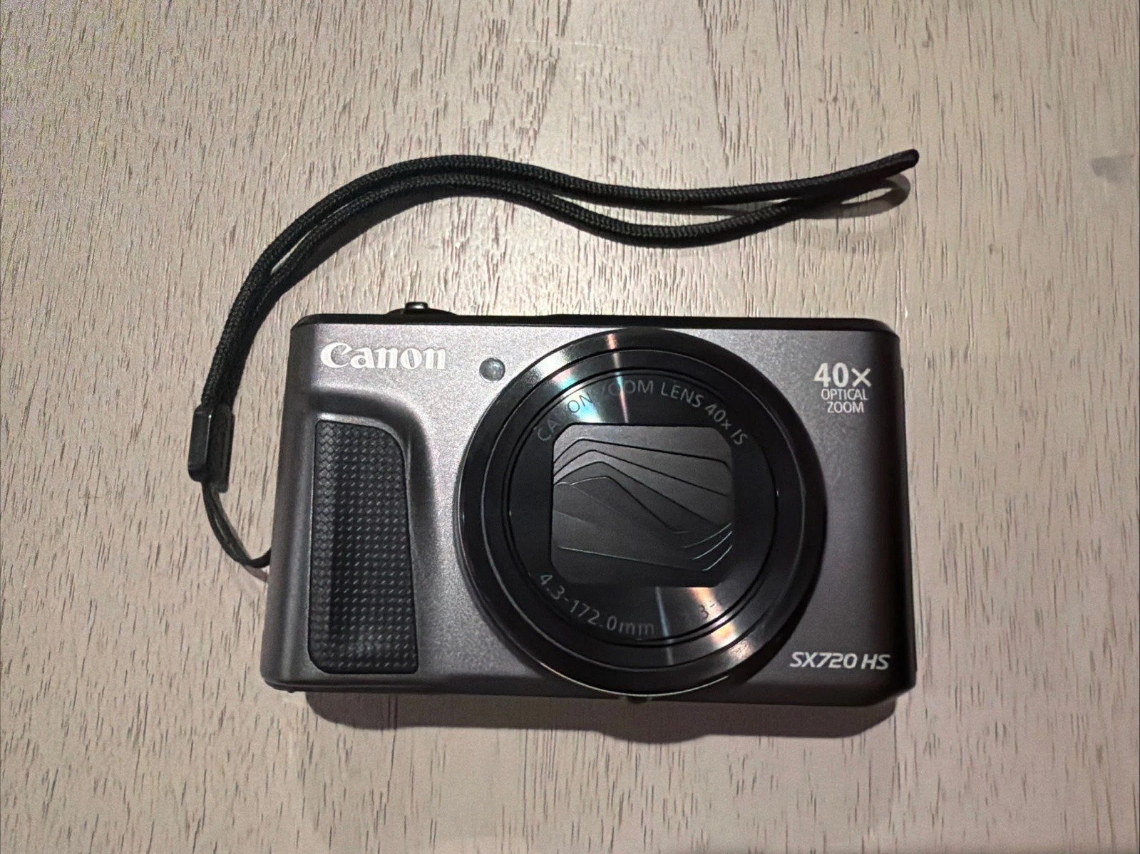 Canon PowerShot SX740 HS 20.3MP 40x Zoom Black Wi-Fi 4K Digital Camera thumbnail 2