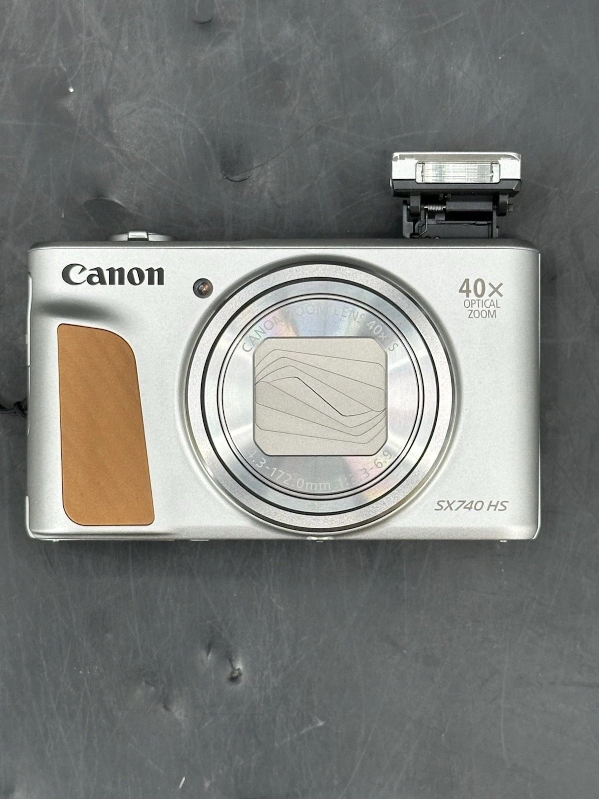 Canon PowerShot SX740 HS 20.3MP 4K Digital Camera 40x Optical Zoom - Silver thumbnail 1