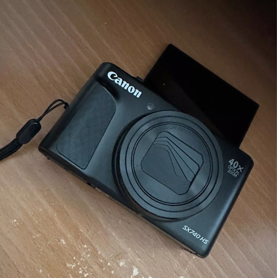 Canon PowerShot SX740 HS 20.3MP 4K Digital Camera thumbnail 1