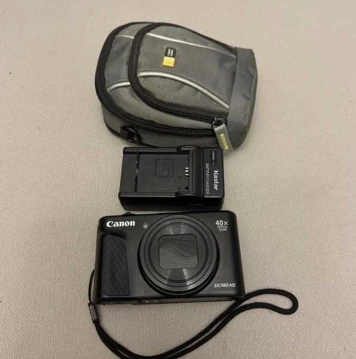 Canon PowerShot SX740 HS 20.3MP Digital Camera 4K WiFi Bluetooth Black thumbnail 1