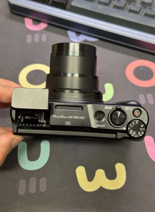 Canon PowerShot SX740 HS 20.3MP Digital Camera - Black  thumbnail 6