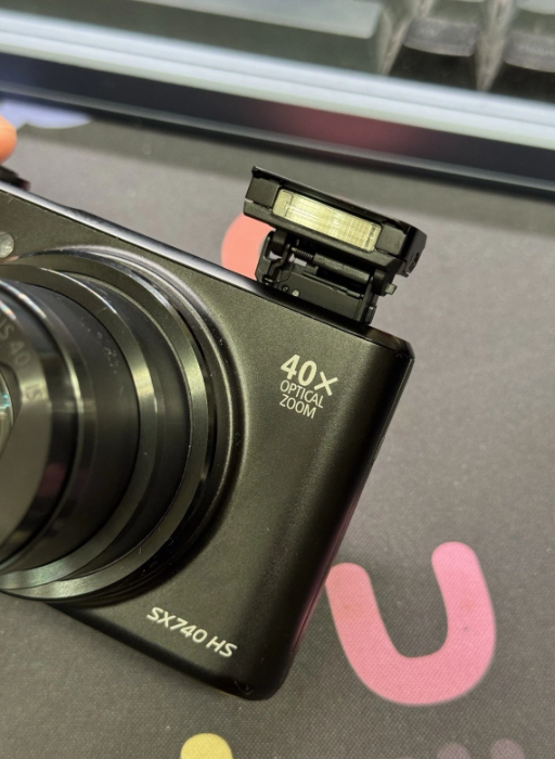 Canon PowerShot SX740 HS 20.3MP Digital Camera - Black  thumbnail 7