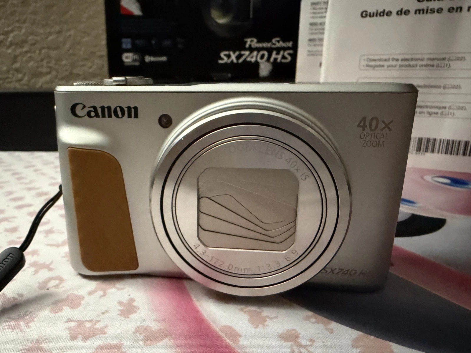 Canon PowerShot SX740 HS 20.3MP Silver Digital Camera  Optical Zoom 40x thumbnail 2