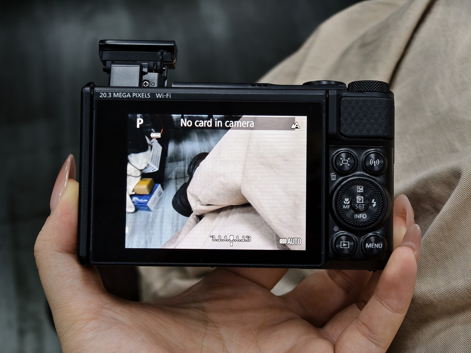 Canon PowerShot SX740 HS 20MP 40 x Zoom 4K Digital Point & Shoot Camera thumbnail 12