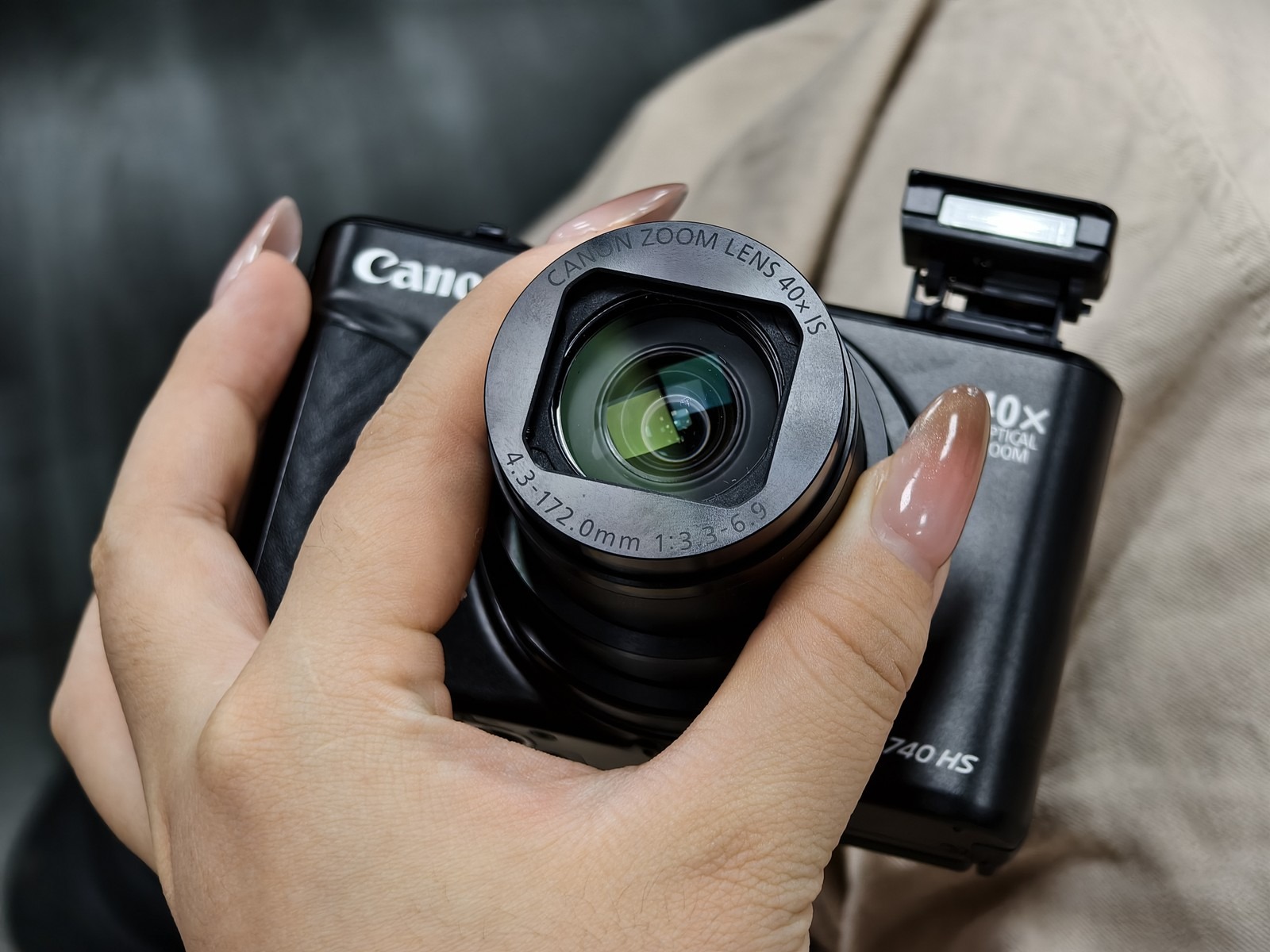 Canon PowerShot SX740 HS 20MP 40 x Zoom 4K Digital Point & Shoot Camera thumbnail 6