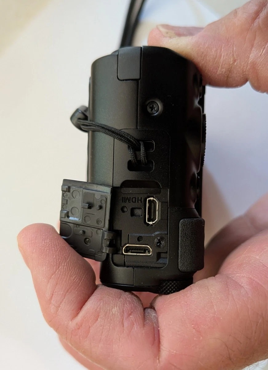 Canon PowerShot SX740 HS 20.3MP Compact Digital Camera thumbnail 14