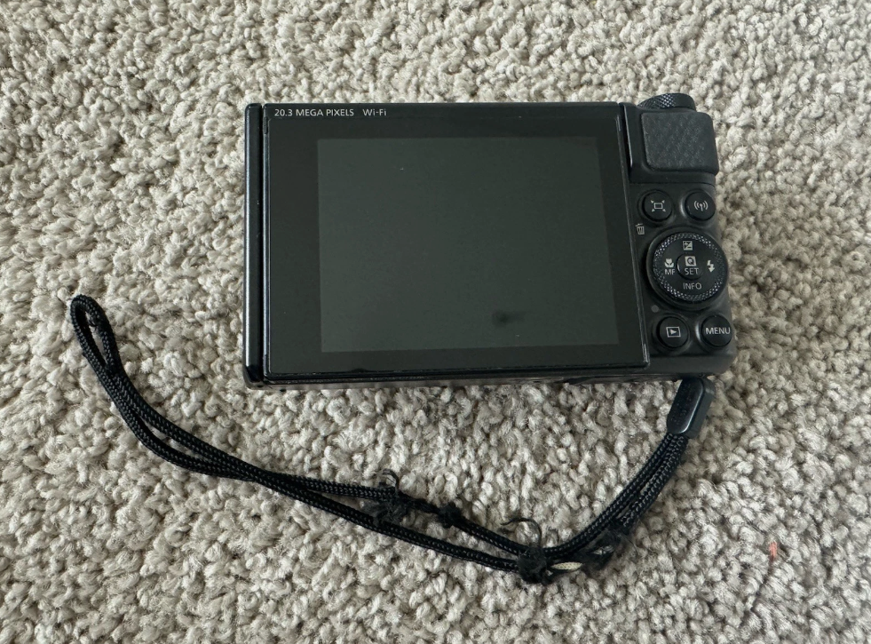 Canon PowerShot SX740 HS Digital Camera – 20.3 Megapixels, Black thumbnail 3