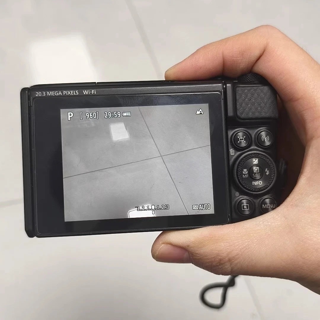 Canon PowerShot SX740 HS Digital Camera 20.3MP 40x Optical Zoom Built-in Wi-Fi thumbnail 3