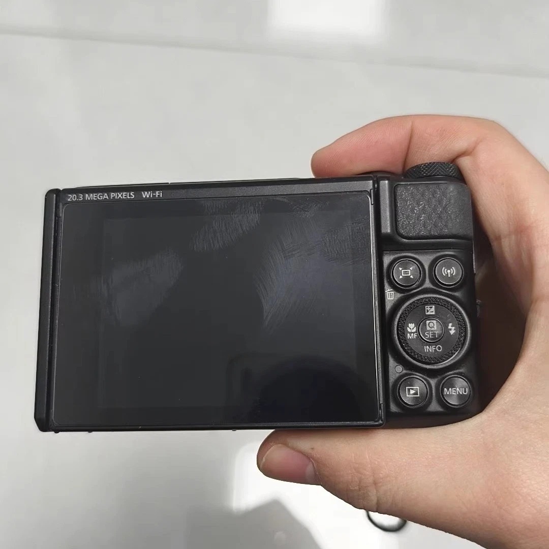 Canon PowerShot SX740 HS Digital Camera 20.3MP 40x Optical Zoom Built-in Wi-Fi thumbnail 5