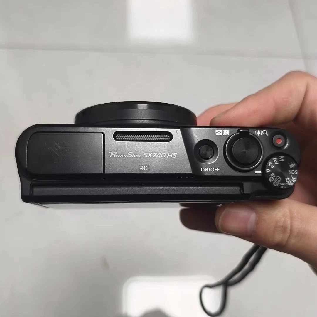 Canon PowerShot SX740 HS Digital Camera 20.3MP 40x Optical Zoom Built-in Wi-Fi thumbnail 7