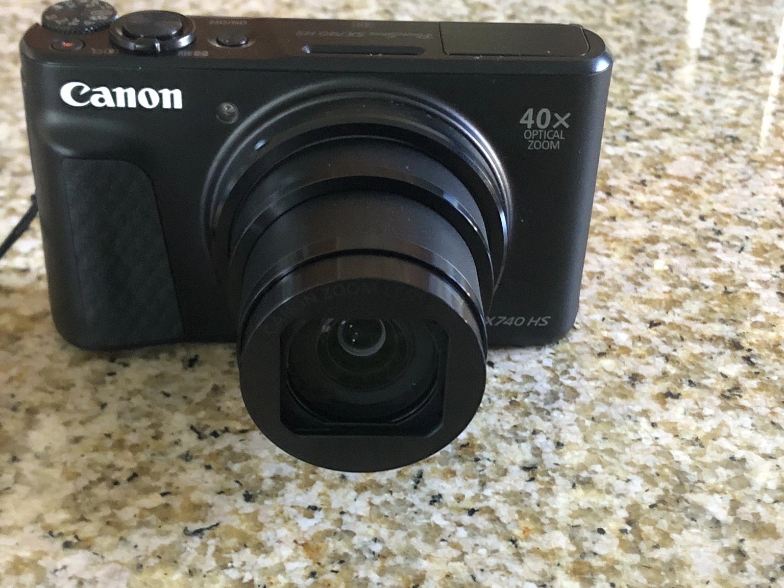 Canon PowerShot SX740 HS Digital Camera – Excellent Condition (9.9/10) thumbnail 3