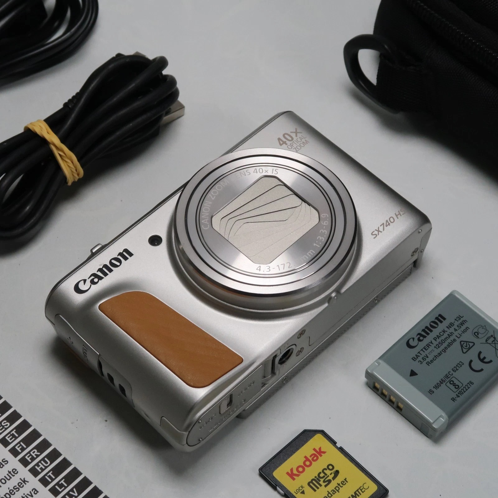 Canon Powershot SX740 HS Digital Camera Silver 20.3MP, SD, Case, Manual thumbnail 1