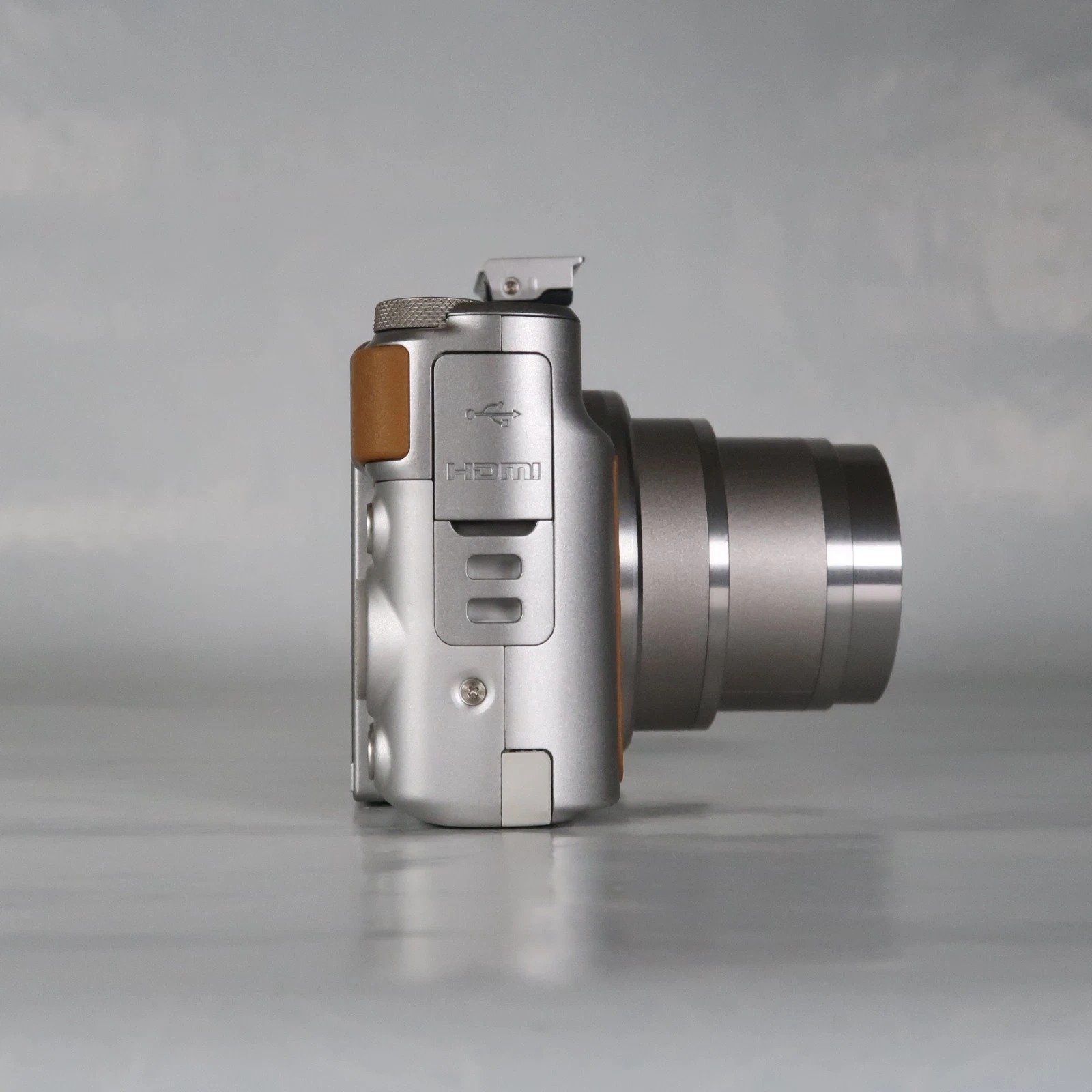 Canon Powershot SX740 HS Digital Camera Silver 20.3MP, SD, Case, Manual thumbnail 18