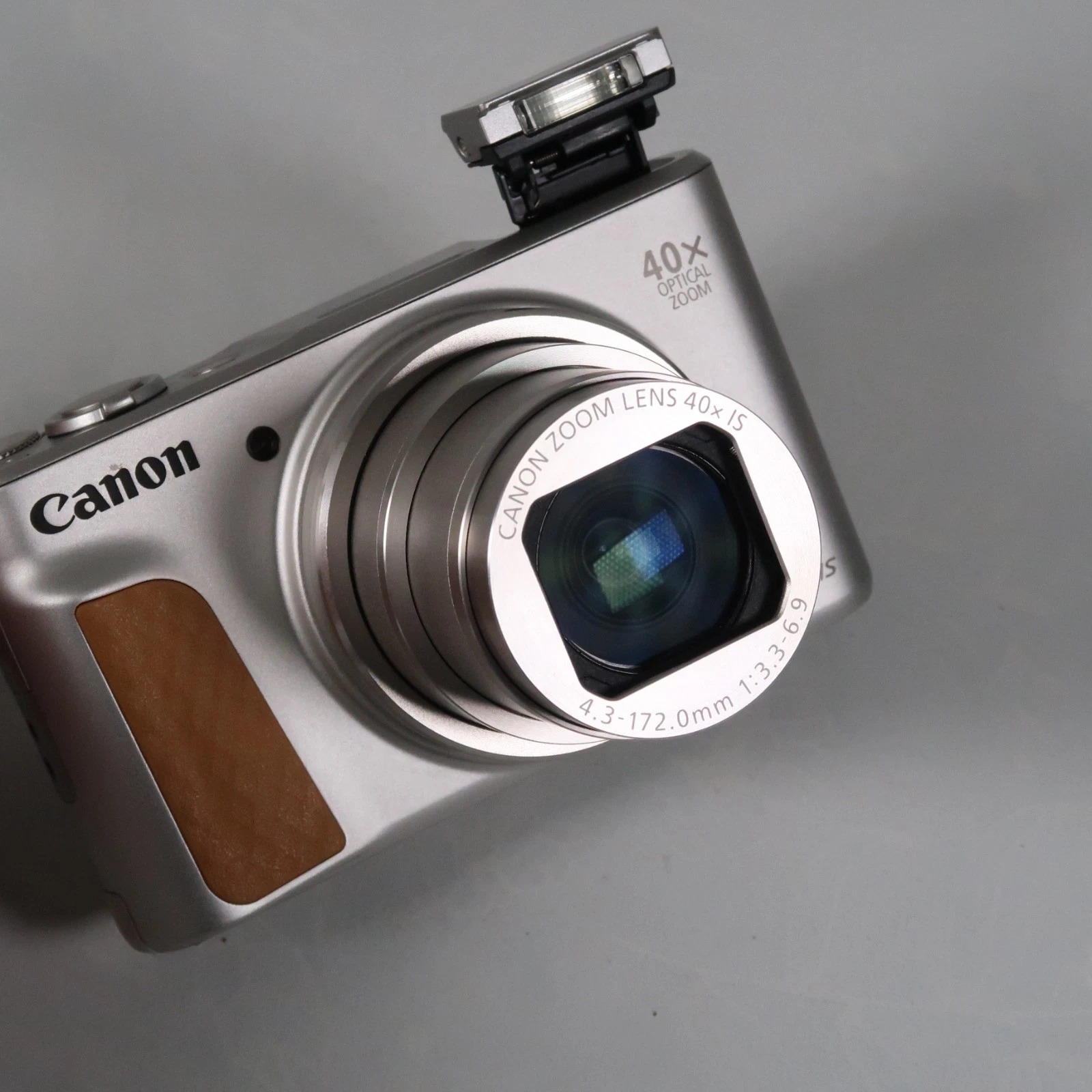 Canon Powershot SX740 HS Digital Camera Silver 20.3MP, SD, Case, Manual thumbnail 7