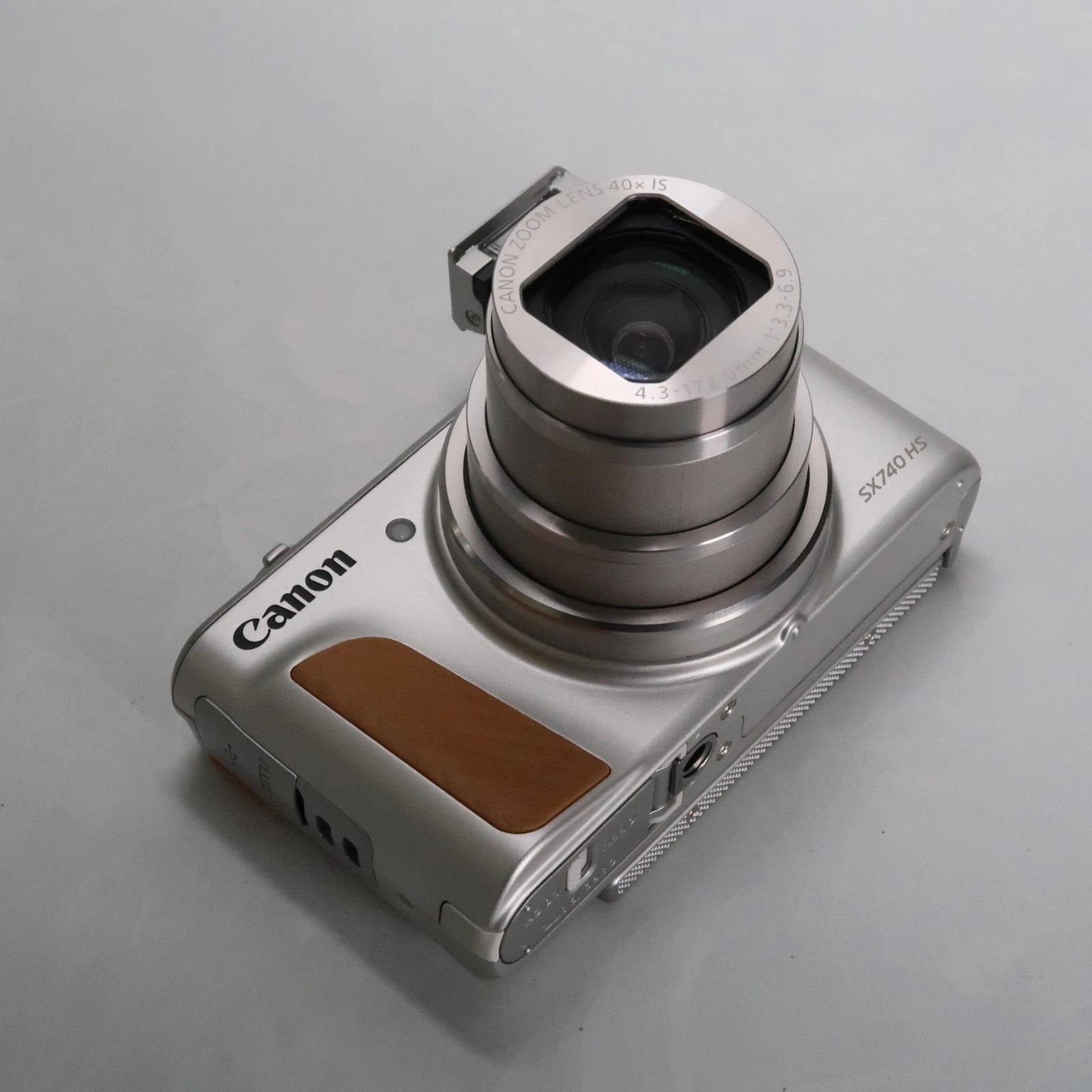 Canon Powershot SX740 HS Digital Camera Silver 20.3MP, SD, Case, Manual thumbnail 8