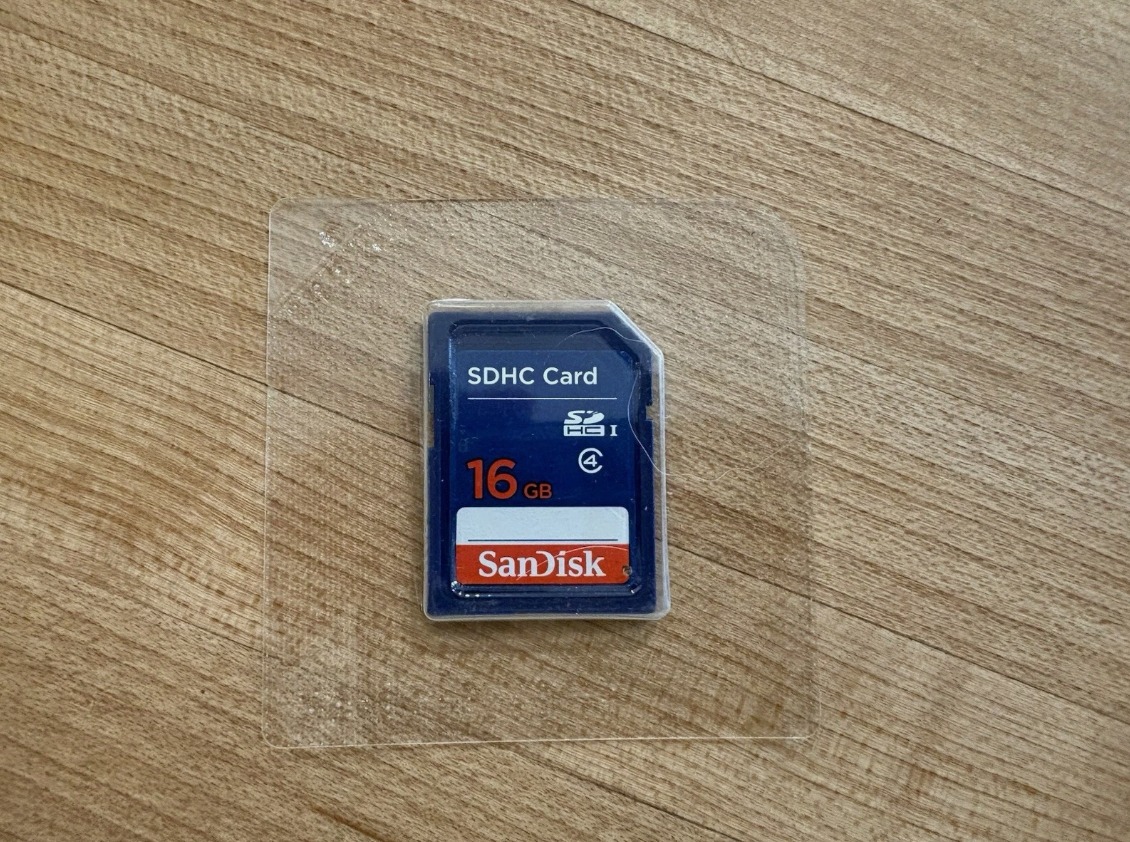 Canon PowerShot SX740 HS Digital Camera – Silver – With Accessories & Extras thumbnail 5