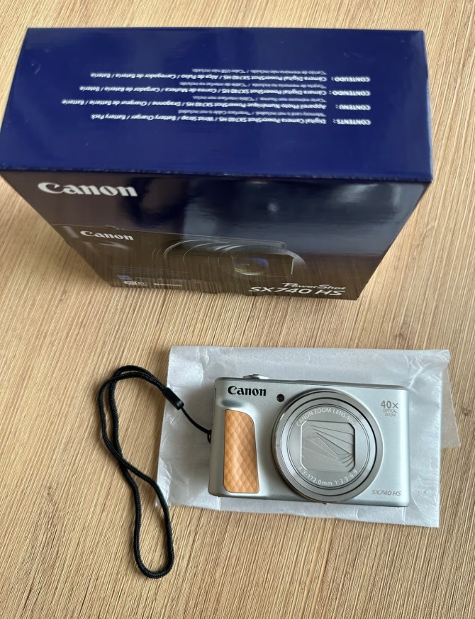 canon powershot sx740 hs silver thumbnail 2