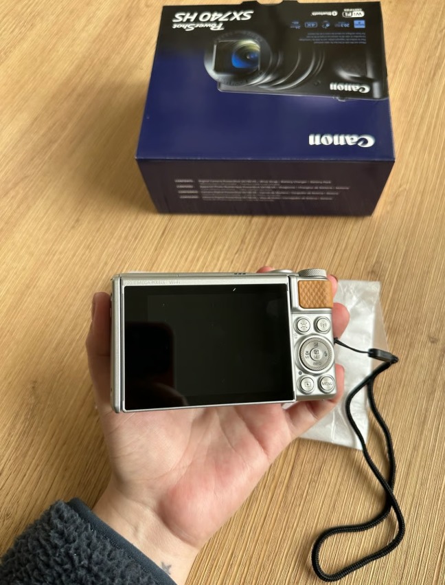 canon powershot sx740 hs silver thumbnail 5