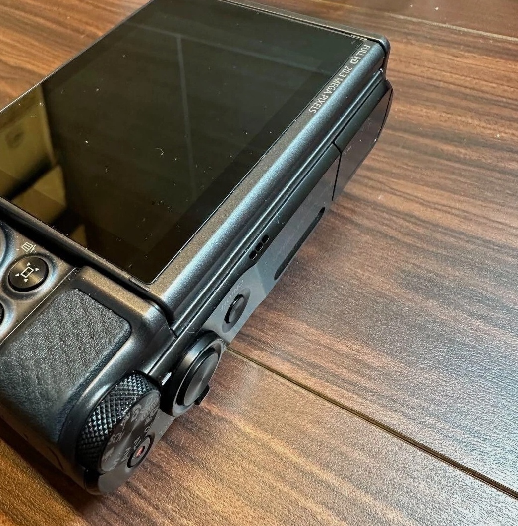 Canon PowerShot SX730 HS Digital Camera thumbnail 2