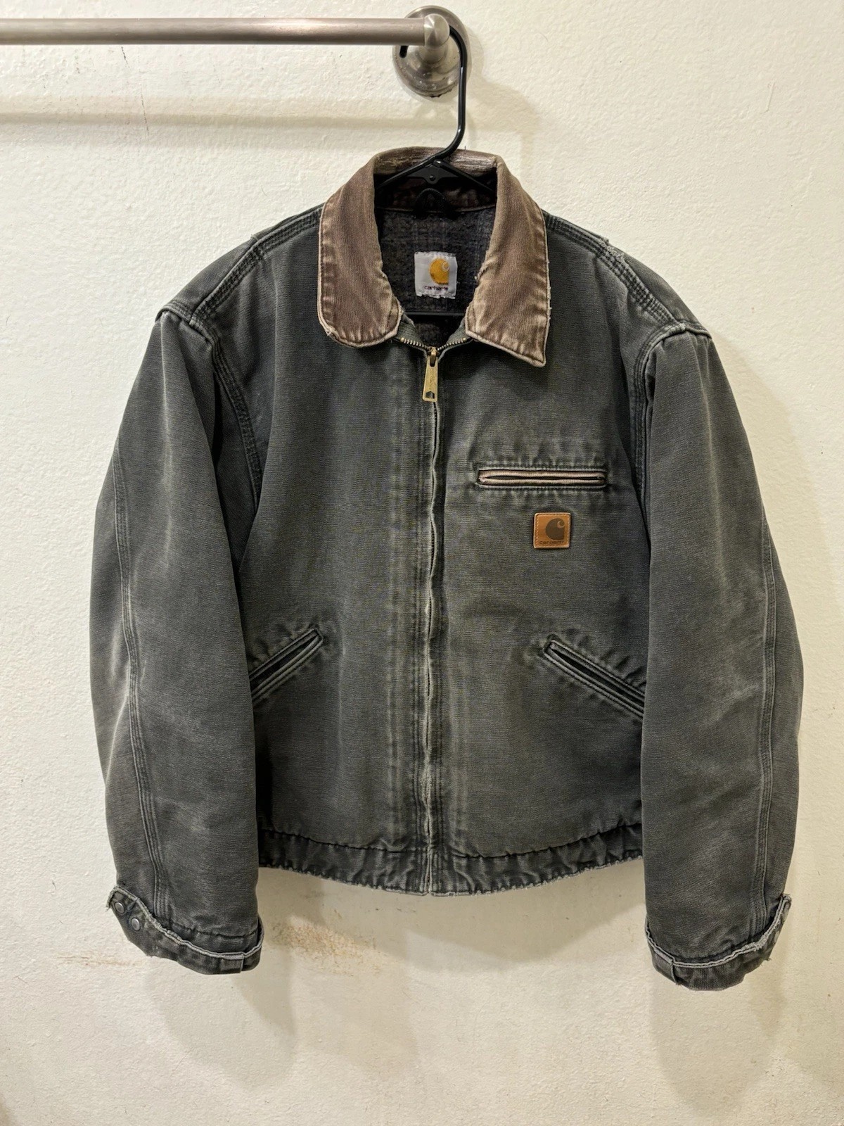 Carhartt J97 MOS Detroit Jacket Size medium MossGreen thumbnail 1