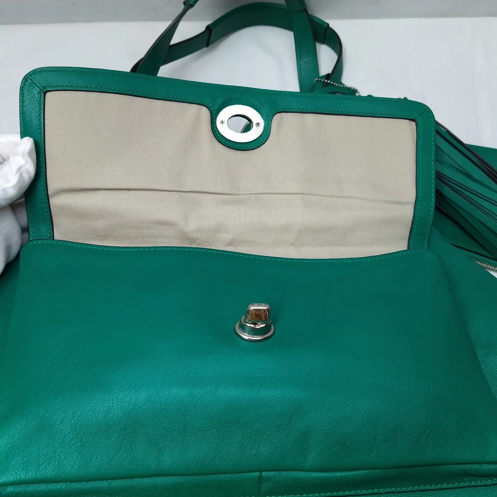 Coach Legacy American Icons Emerald Leather thumbnail 9