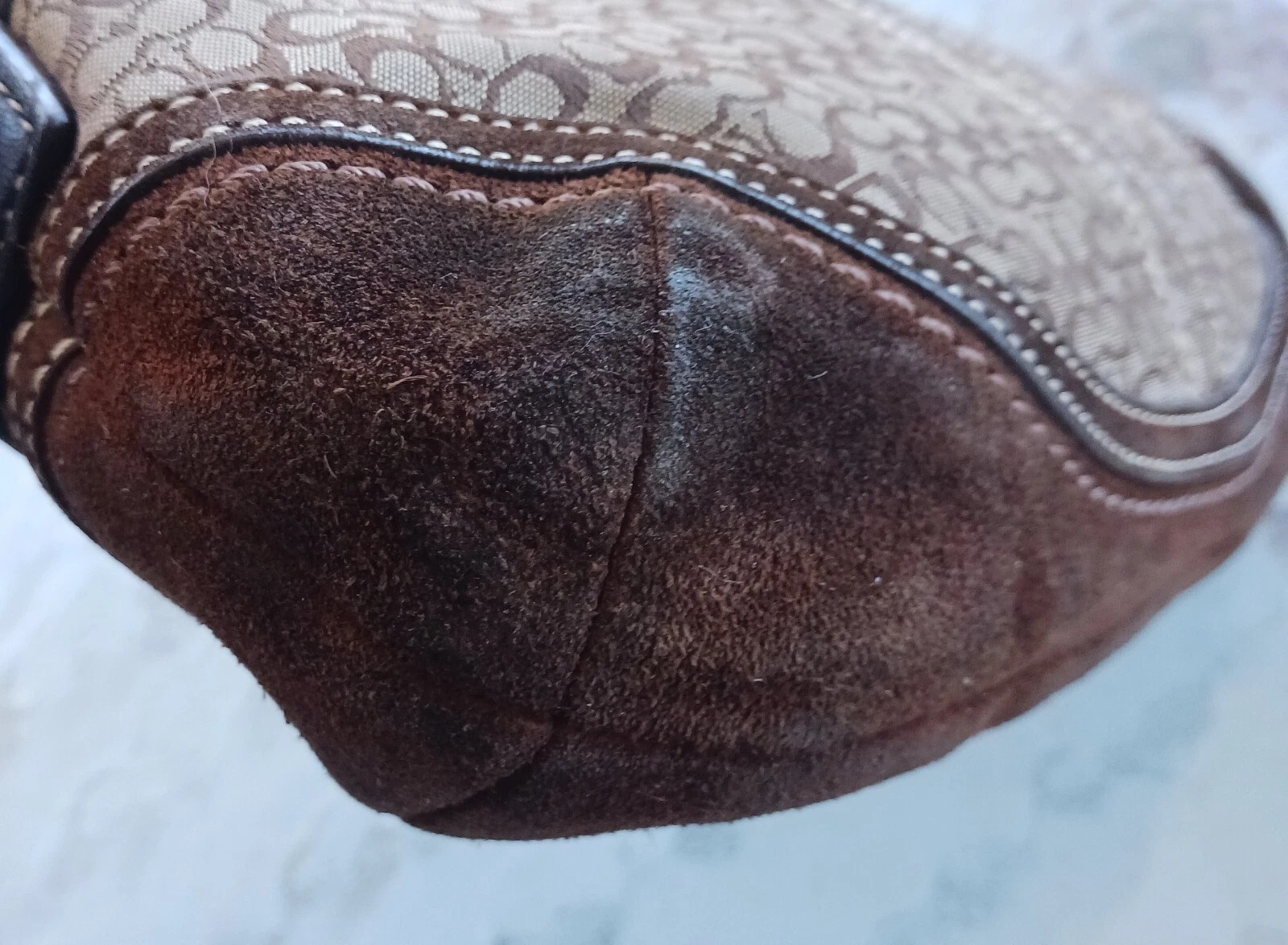 Coach SMALL F10925 Vintage Y2K Soho Brown Suede Leather & Signature C Canvas Bag thumbnail 13