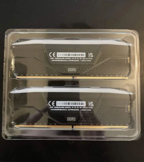 Corsair Vengeance RGB DDR5 128GB (2x64GB) 6400MHz thumbnail 4