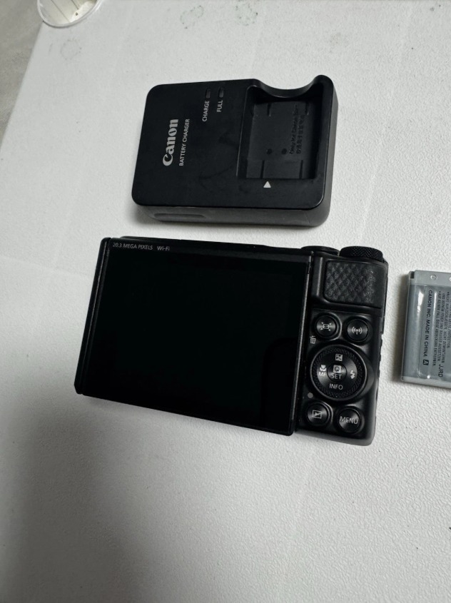 Canon PowerShot SX740 HS 20.3MP Digital Camera 40x Optical Zoom, 4K Video, WiFI thumbnail 4