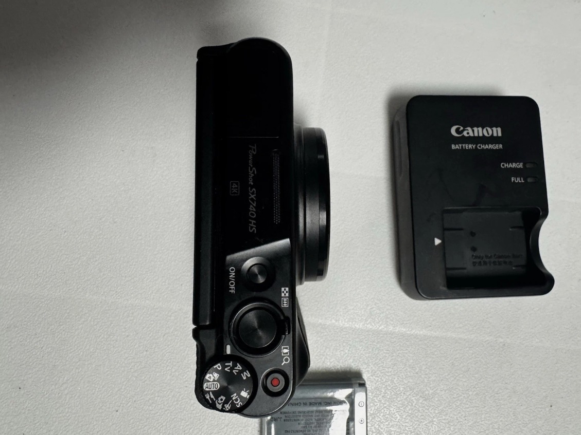 Canon PowerShot SX740 HS 20.3MP Digital Camera 40x Optical Zoom, 4K Video, WiFI thumbnail 5