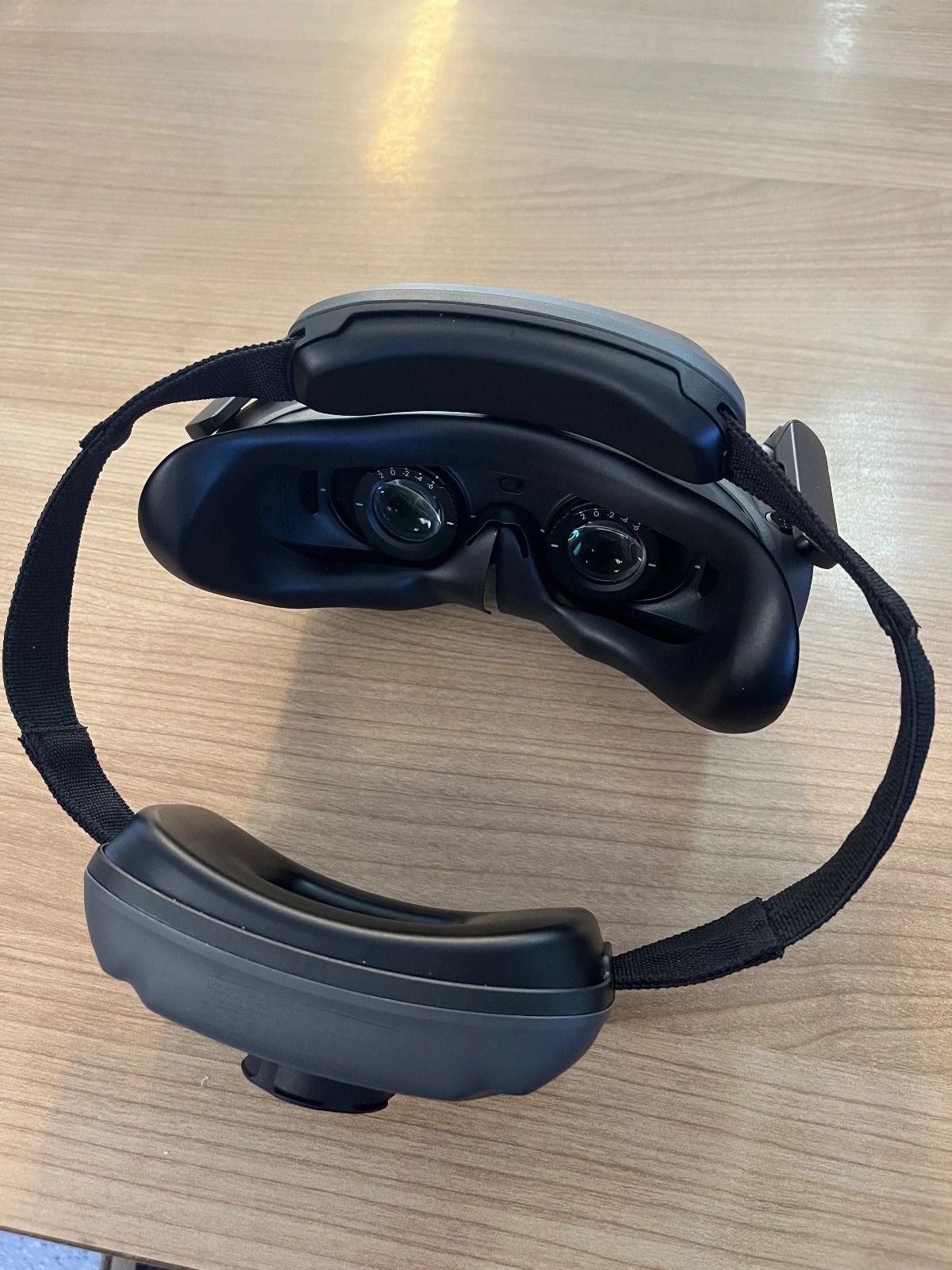 DJI Avata 2 Fly More Combo perfect condition thumbnail 8