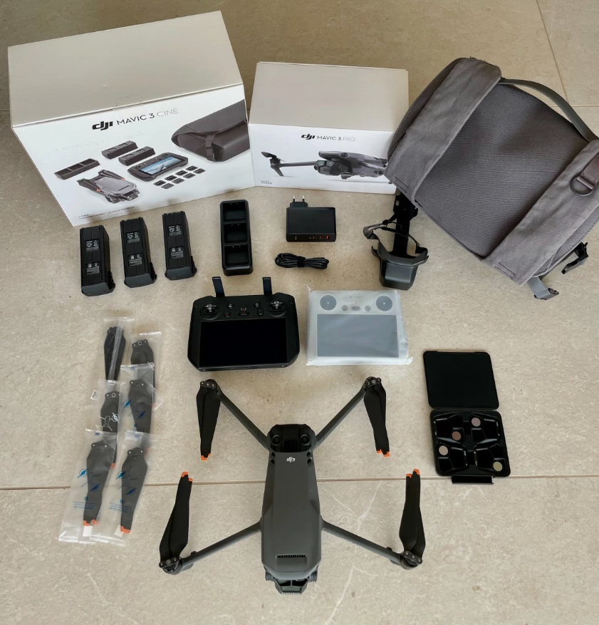 DJI Mavic 3 Pro Fly More Combo Drone + RC Pro Controller thumbnail 4