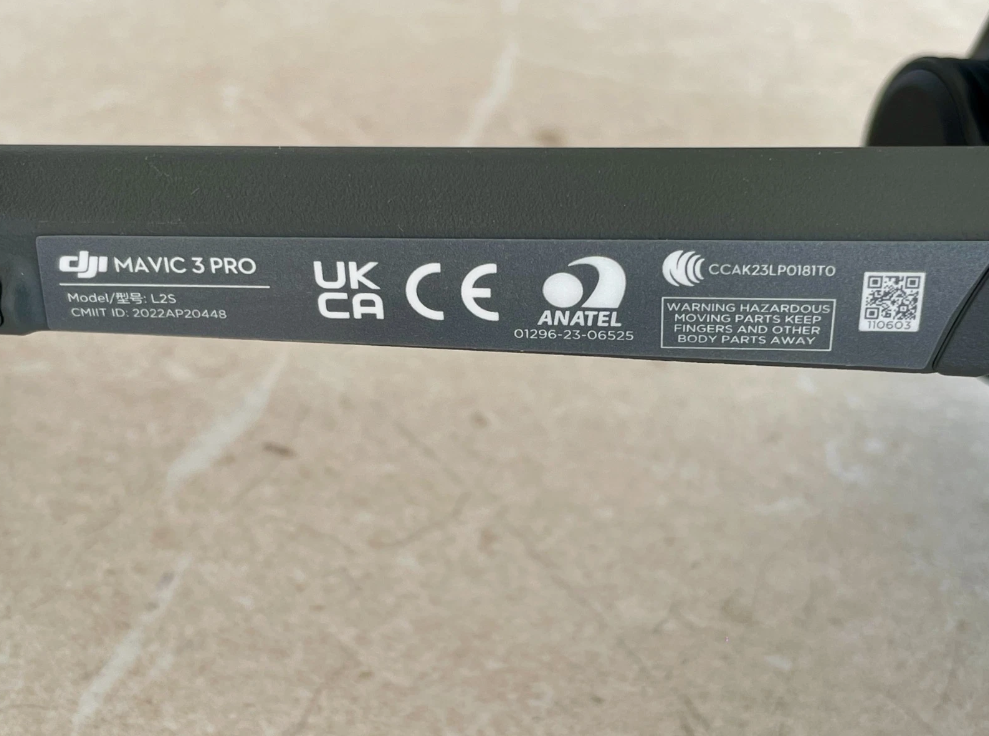 DJI Mavic 3 Pro Fly More Combo Drone + RC Pro Controller thumbnail 7