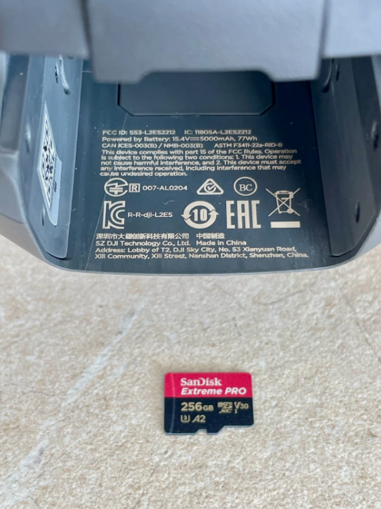 DJI Mavic 3 Pro Fly More Combo Drone + RC Pro Controller thumbnail 8