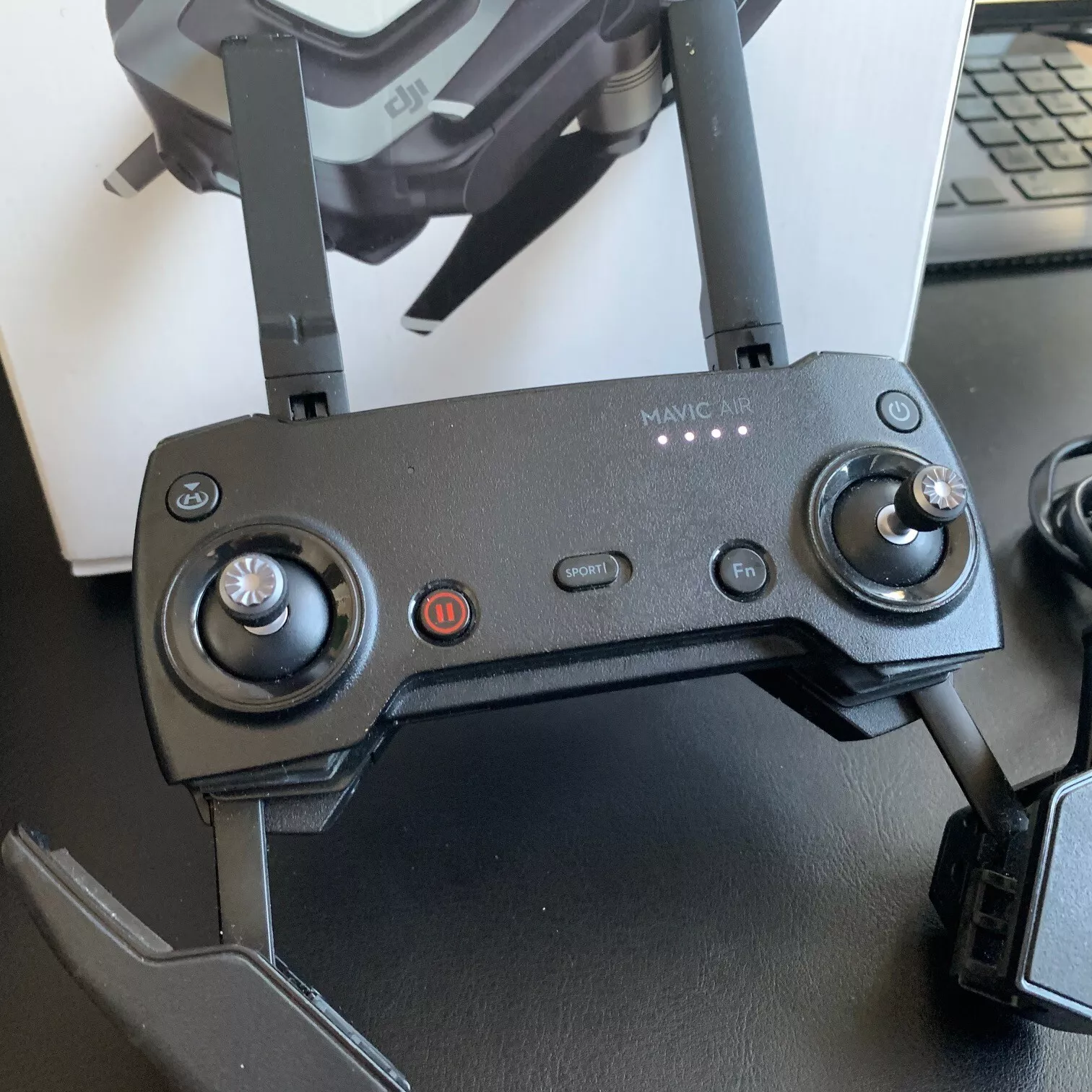 DJI Mini 2 SE Camera Drone Quadcopter with Remote – 2.7K Video, 10km Transmission thumbnail 2