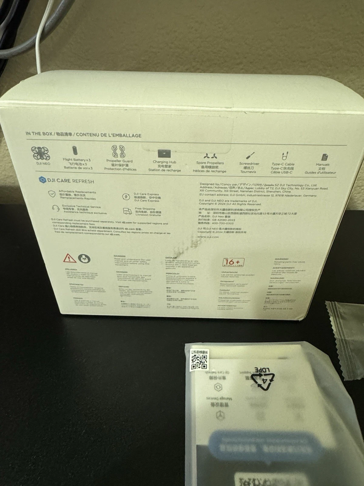 DJI Neo Combo – Compact Smart Drone (Combo Kit) thumbnail 6