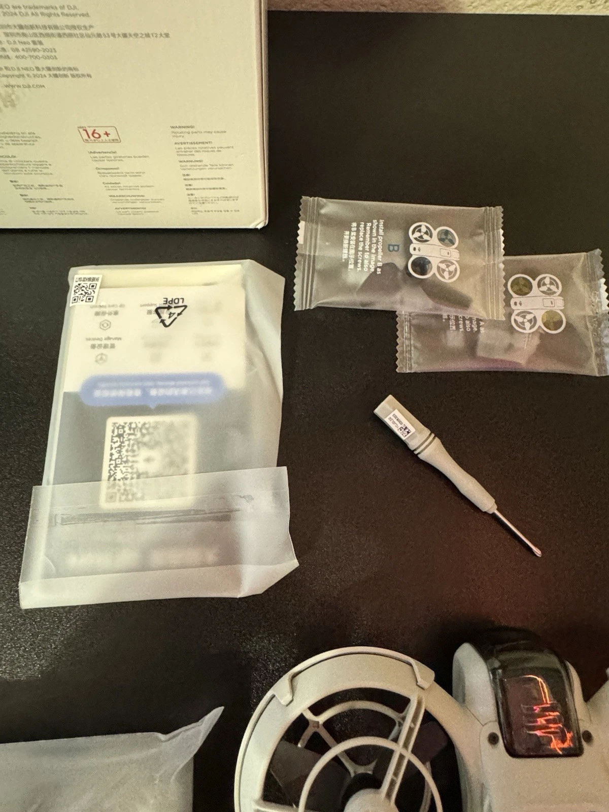 DJI Neo Combo – Compact Smart Drone (Combo Kit) thumbnail 7