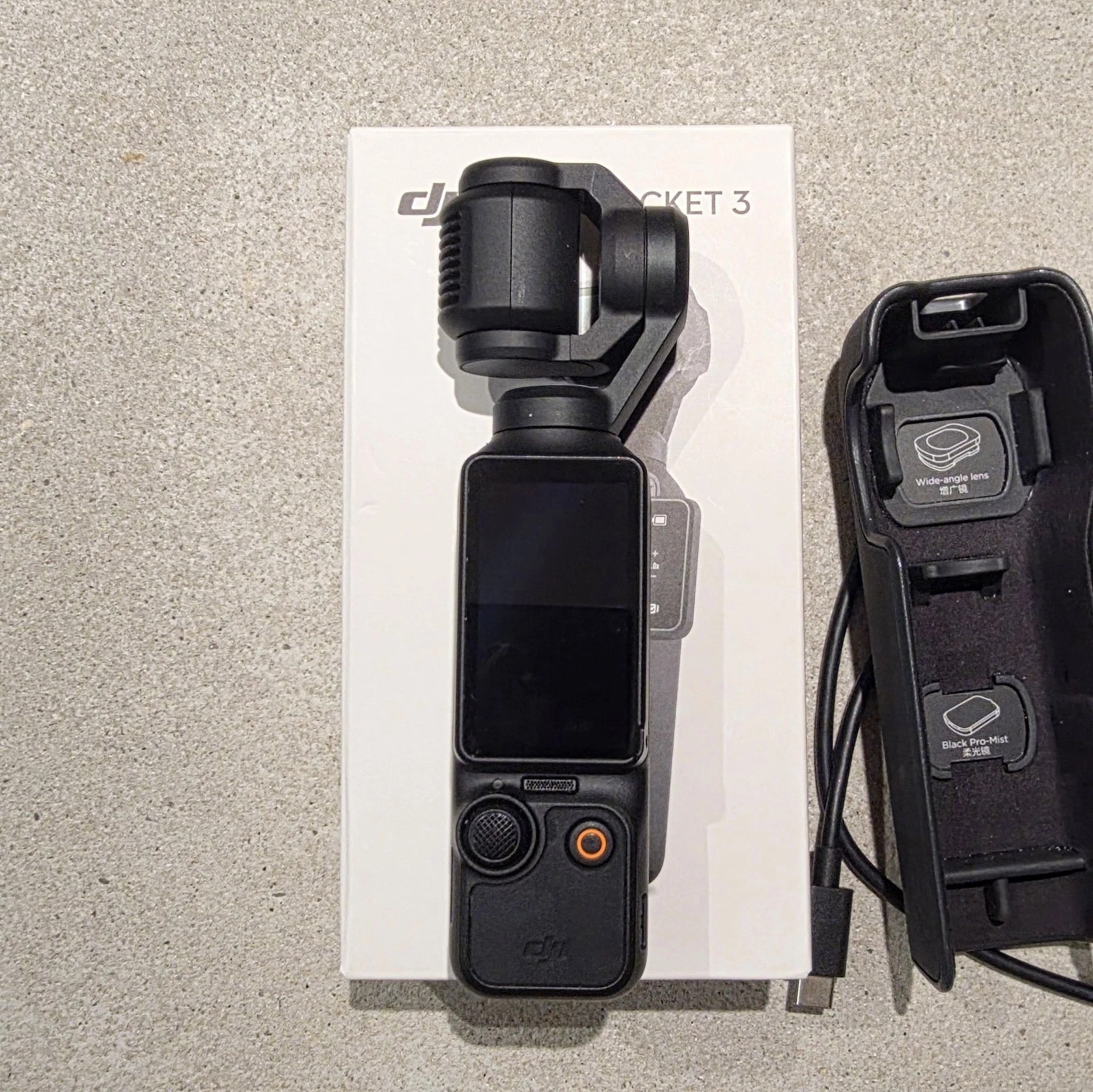 DJI Osmo Pocket 3 4K 3-Axis Stabilizer Gimbal Camera thumbnail 2