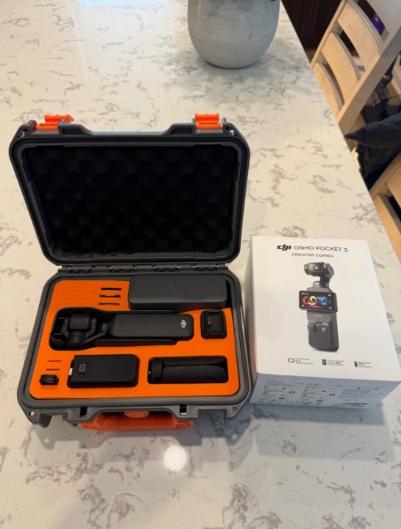 DJI Osmo Pocket 3 4K Camera Care Refresh Carry Case Warranty till April 2027 Excellent thumbnail 1
