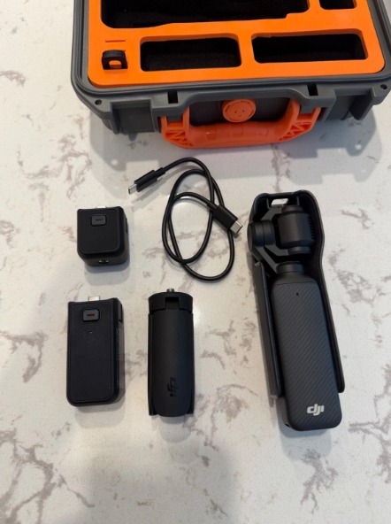 DJI Osmo Pocket 3 4K Camera Care Refresh Carry Case Warranty till April 2027 Excellent thumbnail 11