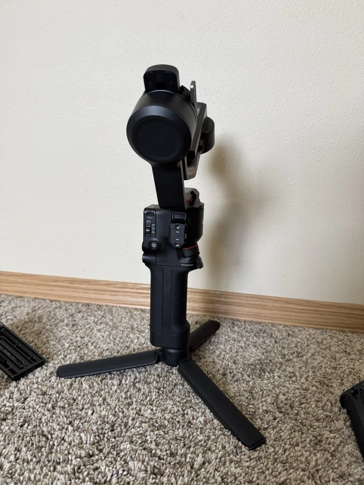 DJI Ronin-SC Gimbal Stabilizer for Mirrorless Cameras – Lightweight & Portable thumbnail 3