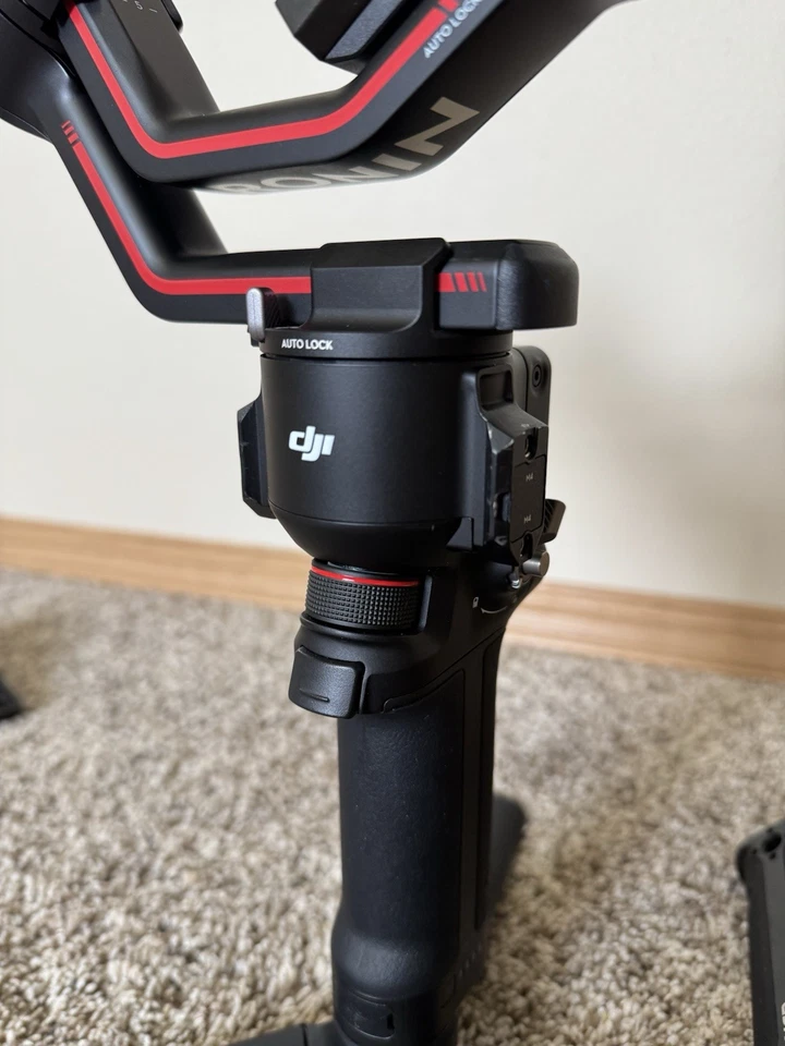 DJI Ronin-SC Gimbal Stabilizer for Mirrorless Cameras – Lightweight & Portable thumbnail 6