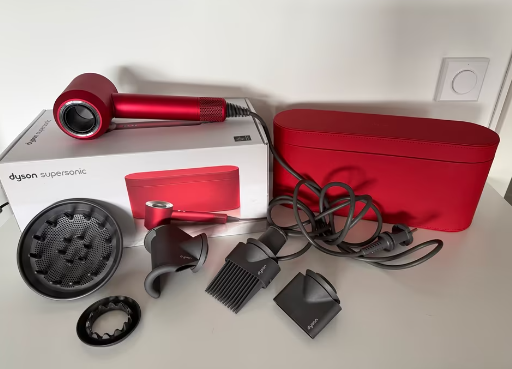 Dyson Supersonic Hair Dryer Red/Nickel thumbnail 1