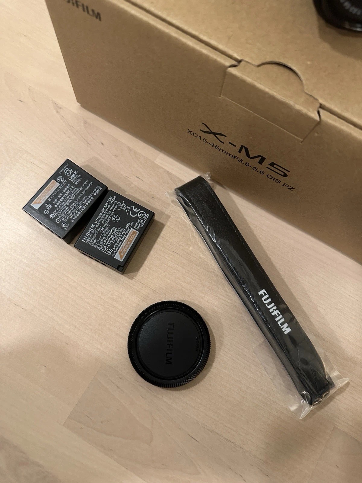 Fujifilm X-M5 Digital Camera Silver With XC 15-45 Kit Lens thumbnail 3