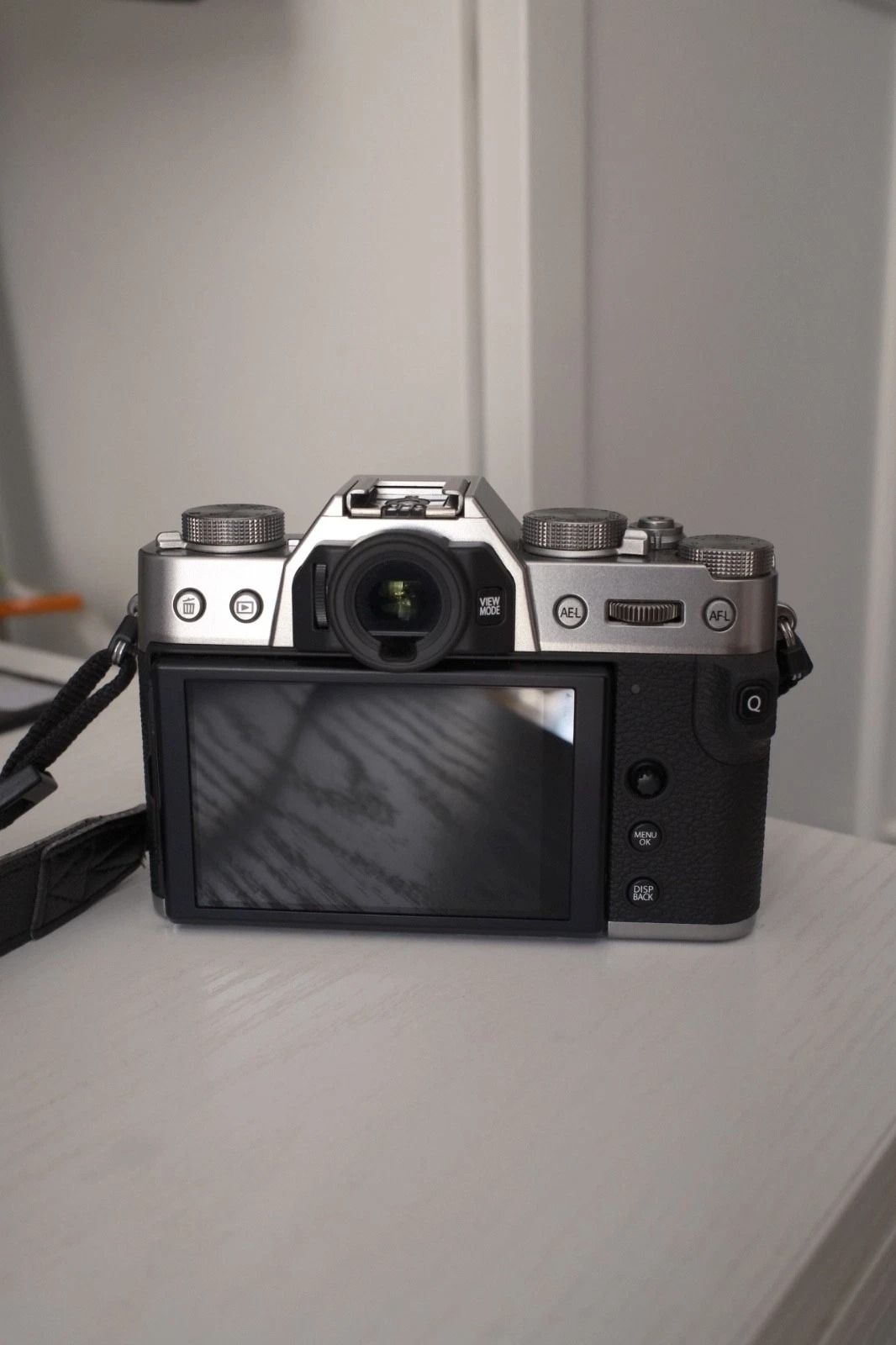 Fujifilm X-T30 II Mirrorless Camera - Silver Argent, with XC 15-45 mm Lens Kit thumbnail 2