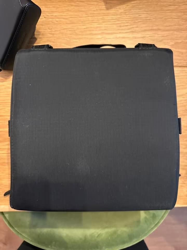 Fujifilm X100 VI – Excellent Shape with Original Receipt & Extras thumbnail 12