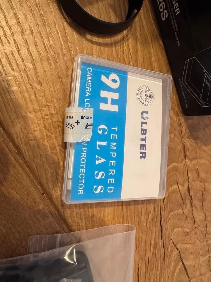 Fujifilm X100 VI – Excellent Shape with Original Receipt & Extras thumbnail 17