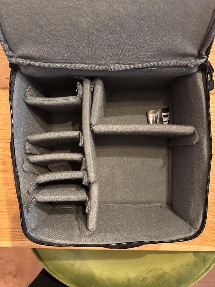 Fujifilm X100 VI – Excellent Shape with Original Receipt & Extras thumbnail 18